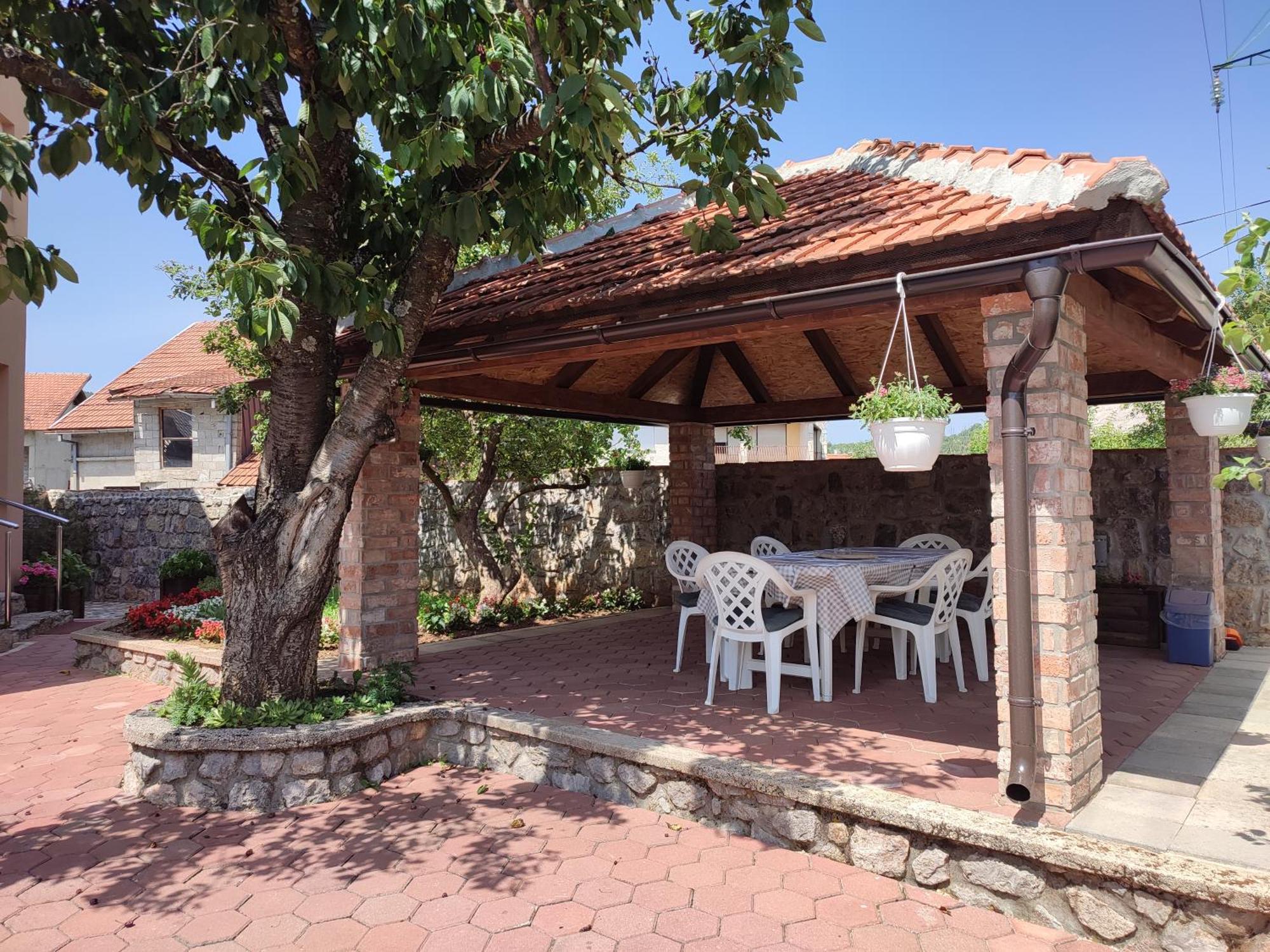 Apartman Toni Gracac  Luaran gambar
